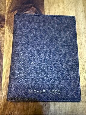 Michael Kors Card & Passport Holder - Dark Brown MK Monogram